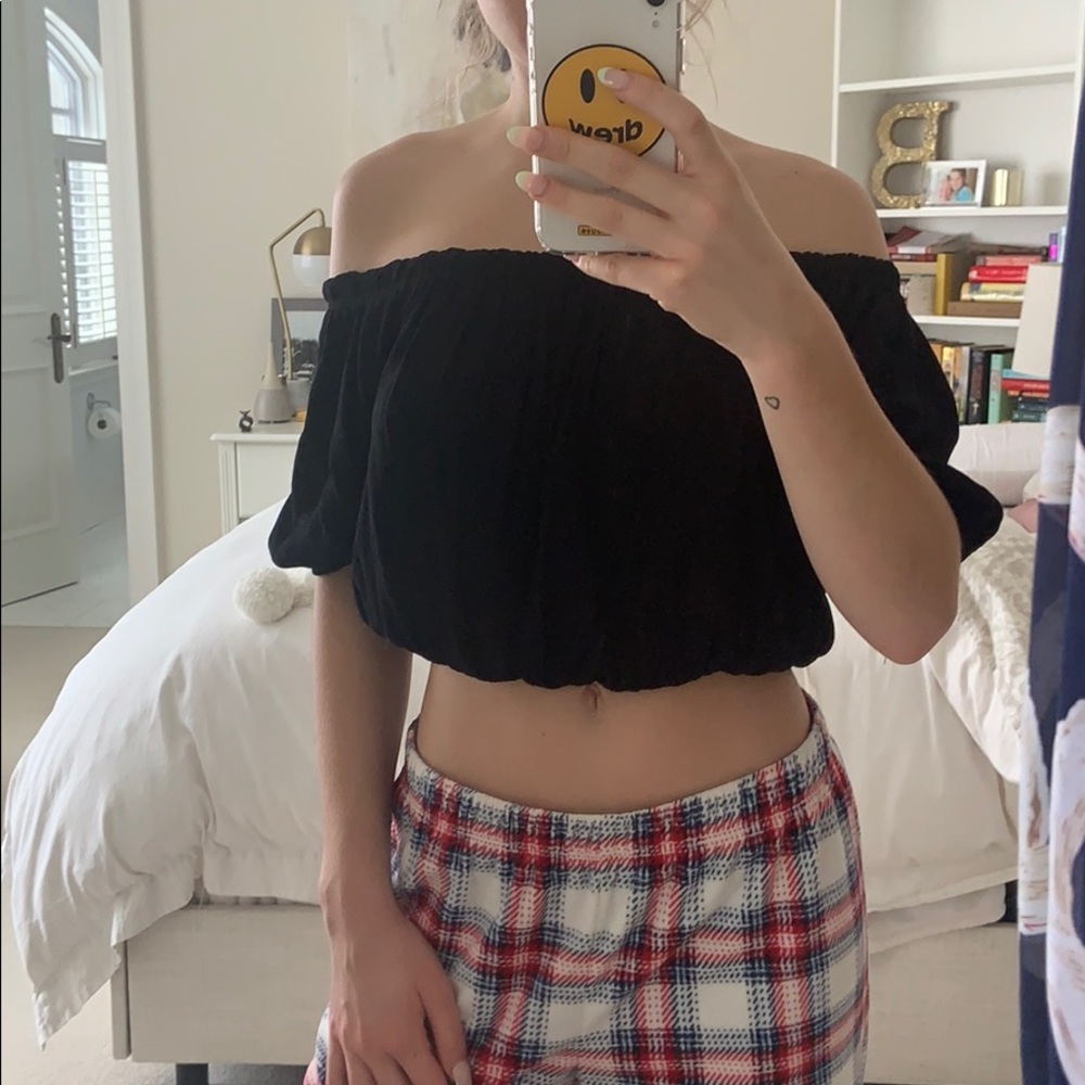 Off shoulder top!